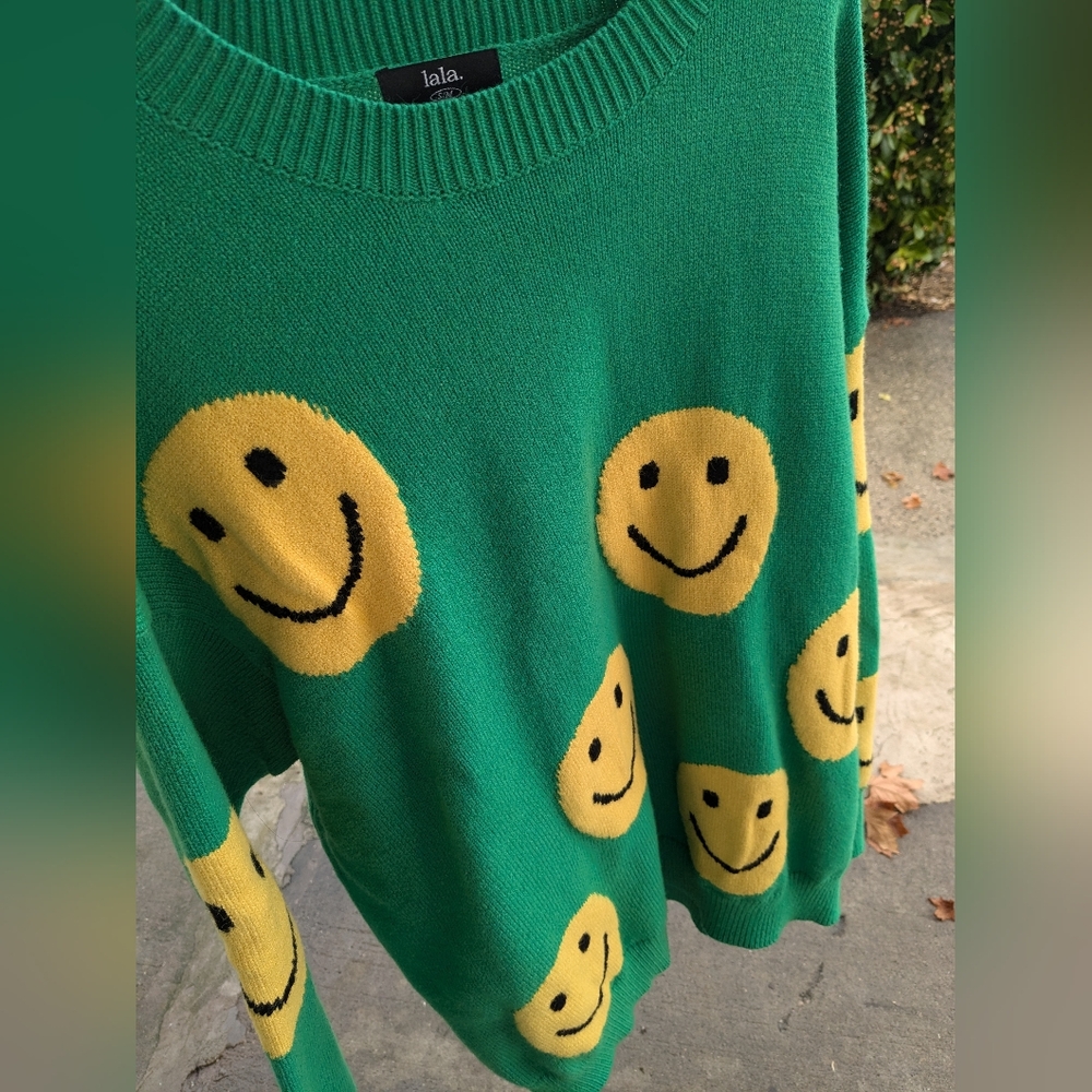 Dressed in Lala Smiley Sweater NWOT